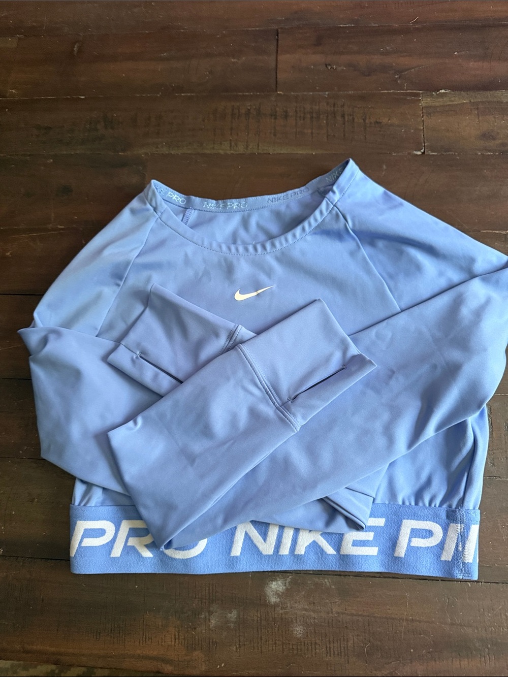 Nike Women’s Pro Dri-Fit Long Sleeve Crop Top. Size Small